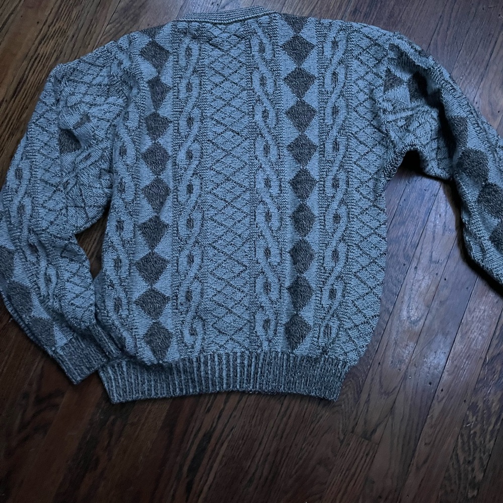 Men's Gray Cable Knit Sweater